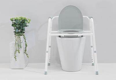 Toilettenstühle stationär/fahrbar