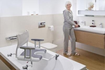 Hilfsmittel für die Badewanne