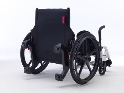 Manueller Rollstuhl Invacare Action Ampla Rückansicht