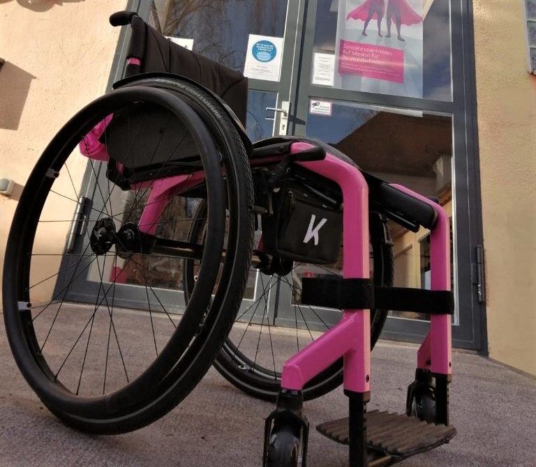 Pinker Küschall The KSL Aktivrollstuhl