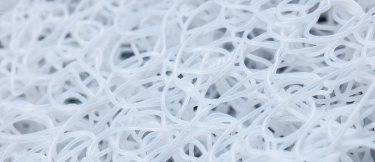 Nudelförmiges Material